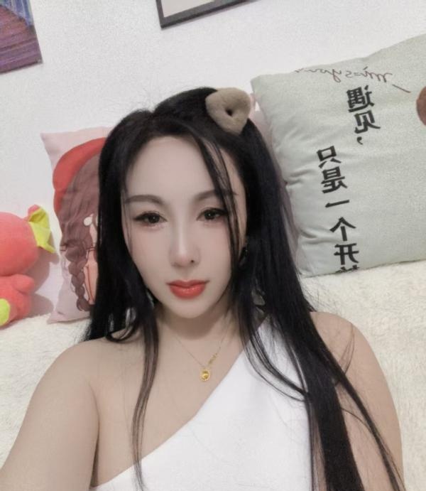 闷骚舌吻欣欣-买色网