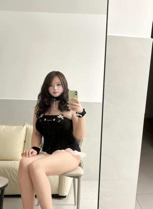 BBW嫩妹小妖-品茶社