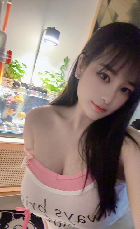 性感巨乳小姐姐-买色网