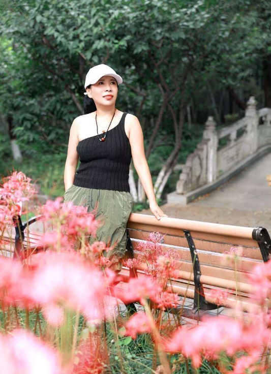 翘臀熟女三T-买色网