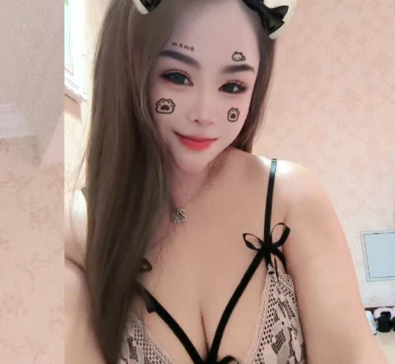 会潮喷的一个小姐姐-买色网