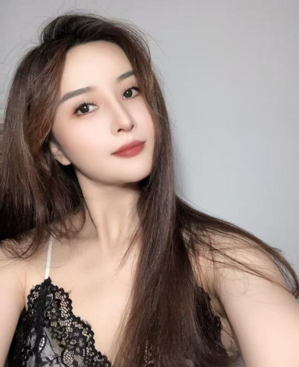 完美模特洛伊-买色网