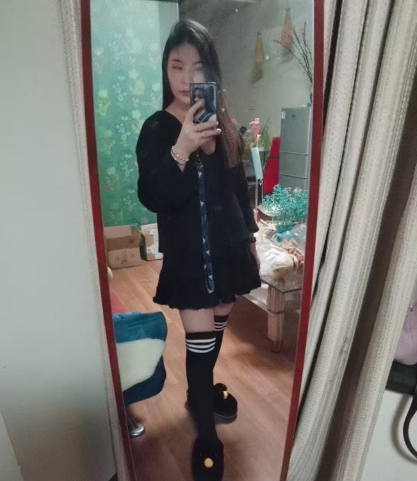 汉口火车站娇小女人-品茶社