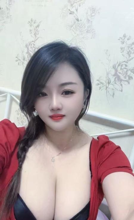 大胸温柔妹子-买色网