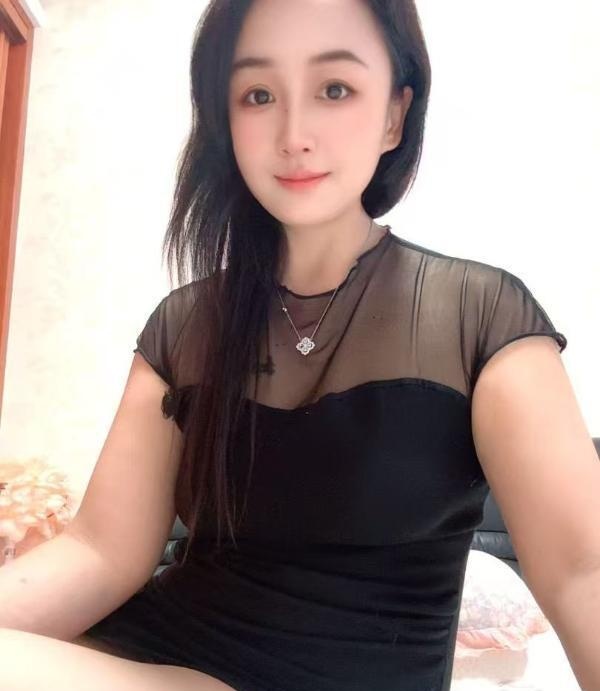 洪山美少妇佳佳-买色网
