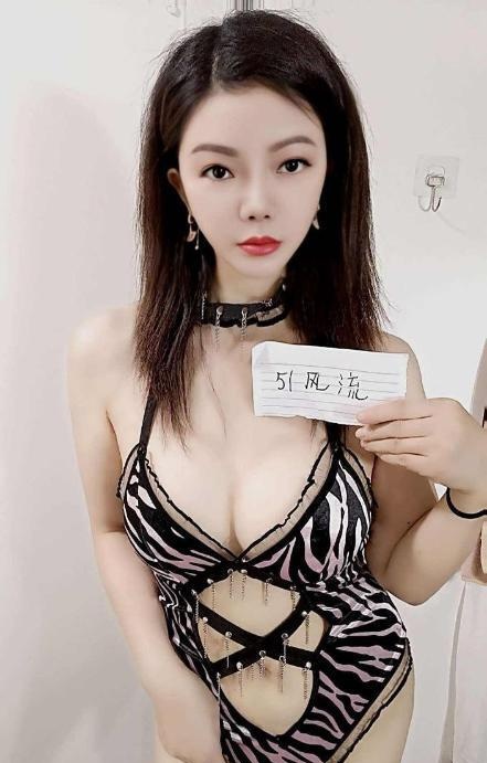 武侯性感大奶御姐-买色网