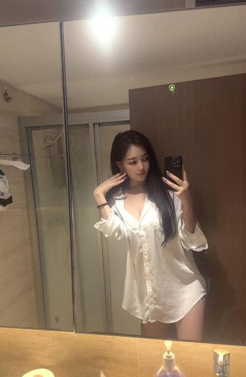 海珠巨乳媚娘-买色网