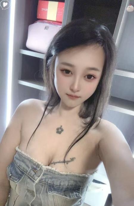 白云雨菲-买色网