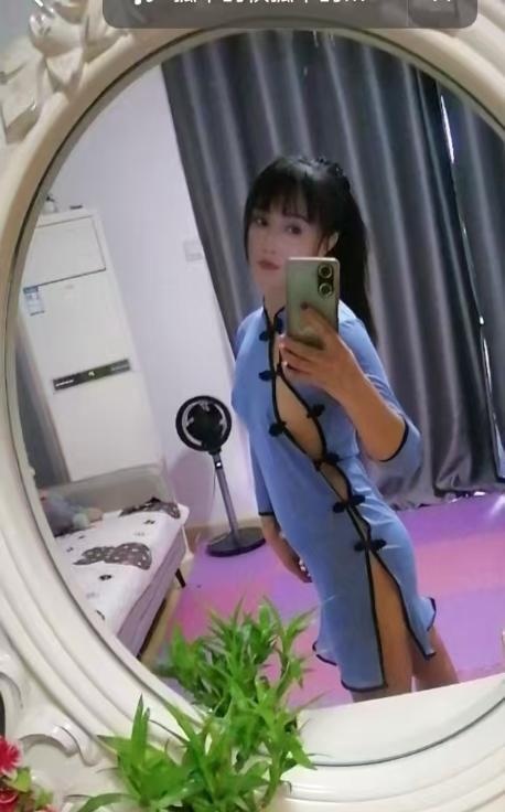 玲珑御姐-买色网