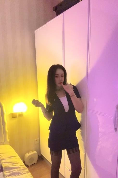官渡风骚性感少妇-买色网