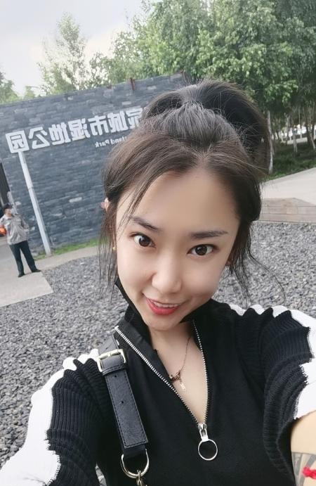 少妇苹果闺蜜双飞-买色网